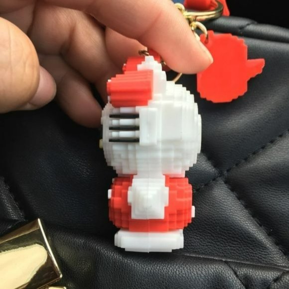 Keychain Hello Kitty red white  new 3 D - Picture 2 of 13